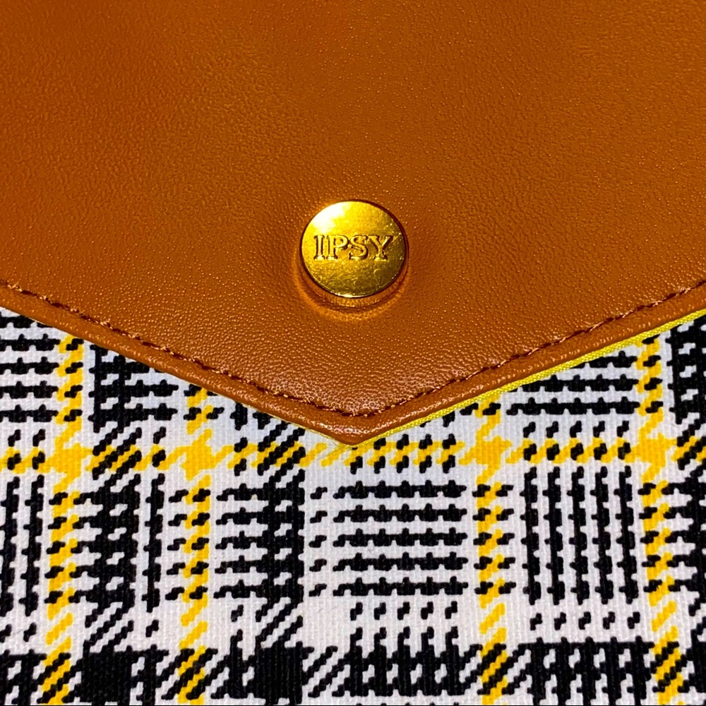 Ipsy Glam Bag